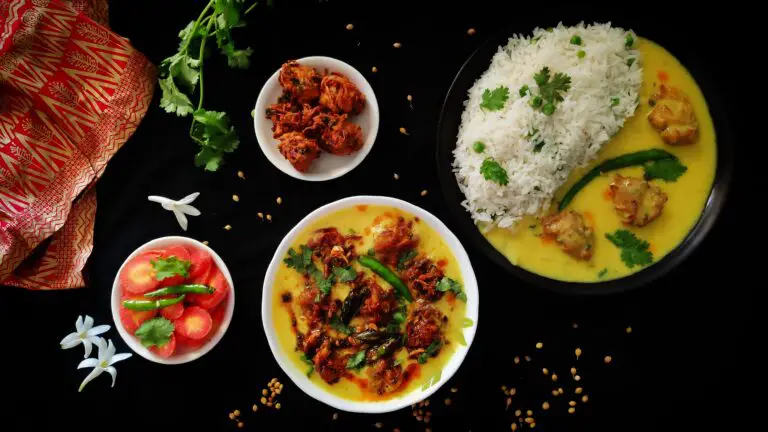Punjabi Kadhi Pakora Recipe: A Flavorful Delight for Food Enthusiasts